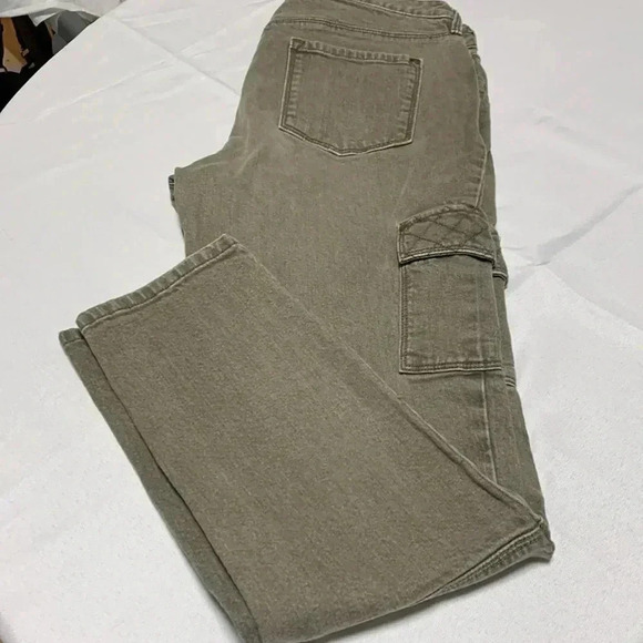 EDDIE BAUER Women’s Jeans, Excellent Condition. - Picture 5 of 5